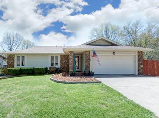 1246 E Carleton St, Springfield, MO 65804