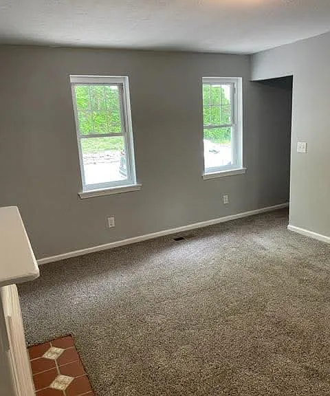 231 Sekitan Ave — Photo 9