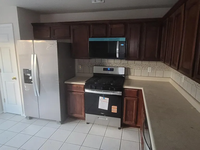 661 Paseo Sereno Dr — Photo 5
