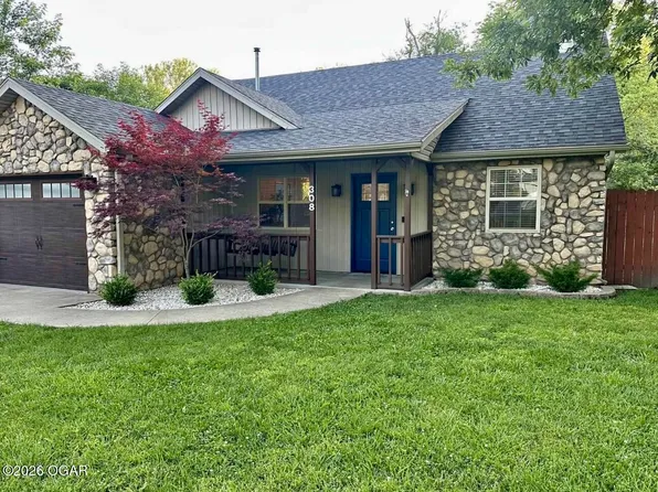 308 S Main St, Alba, MO 64830