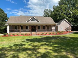 491 Smith Rd, Hull, GA 30646