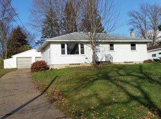 520 Lake St W, Waterville, MN 56096