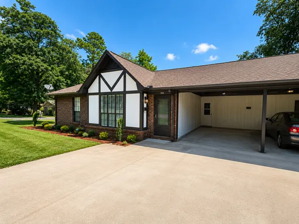 318 21st St N, Pell City, AL 35125