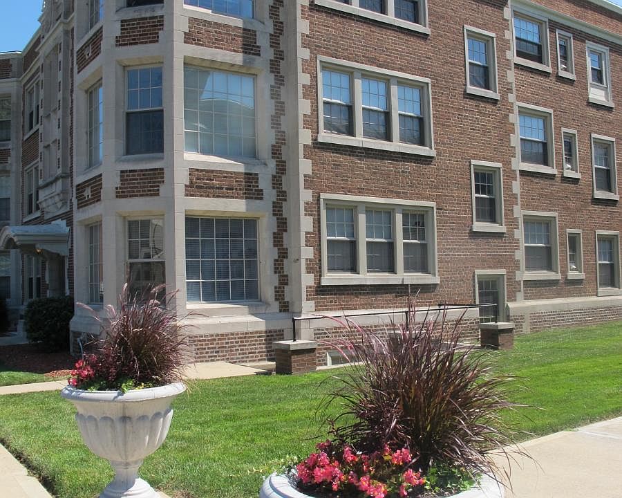 2nd image of 3105 N Meridian St APT D