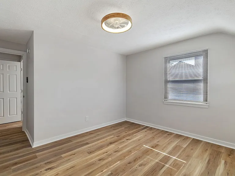 973 Agnew Rd — Photo 28