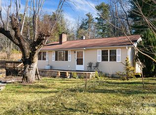 44 Presbyterian Church Rd, Mills River, NC 28759