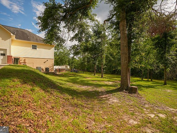 5th image of 1615 James Wilson Dr