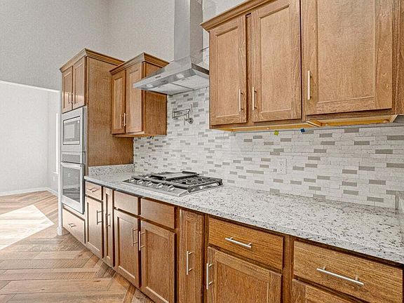 3rd image of 956 Gulf Streams Ave