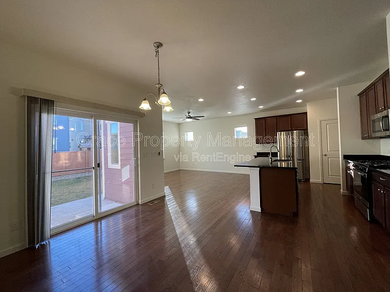 618 W 171st Pl — Photo 11