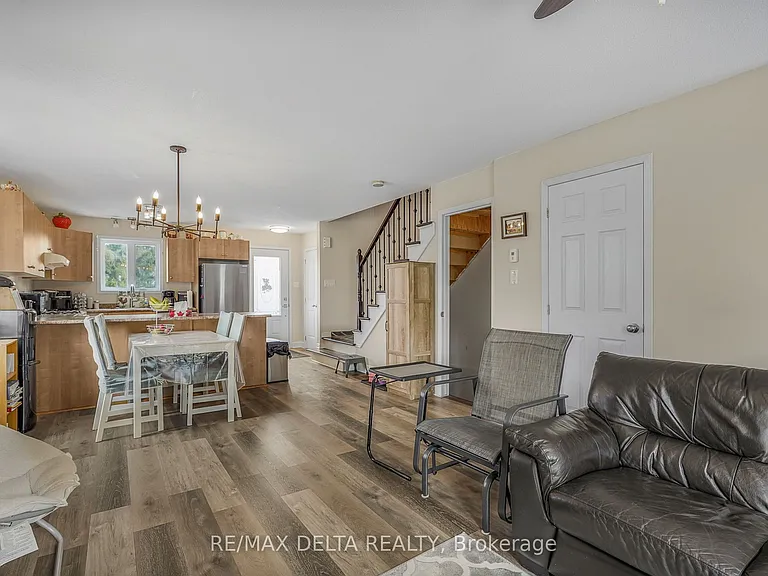 786 Lawrence St — Photo 5