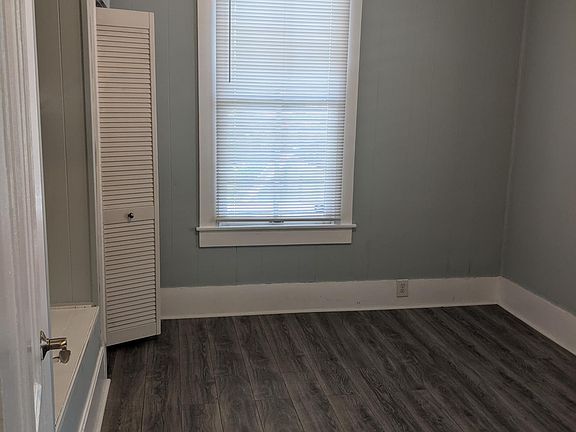 5th image of 1623 N Ave