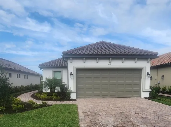 4611 Garofalo Rd, Wesley Chapel, FL 33543