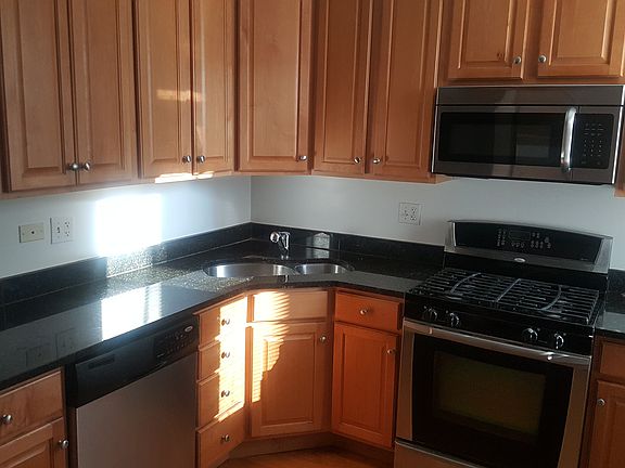 2nd image of 1401 W Highland Ave #3