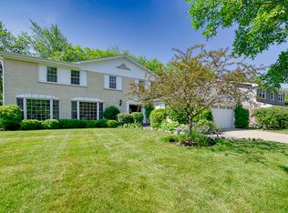 3841 Medford Cir, Northbrook, IL