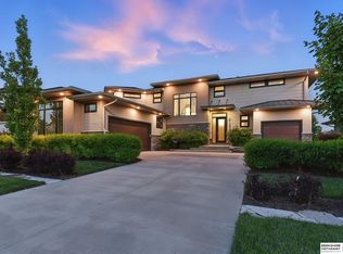 21337 A St, Elkhorn, NE 68022