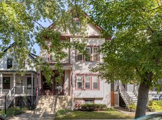 1824 W Farragut Ave, Chicago, IL 60640
