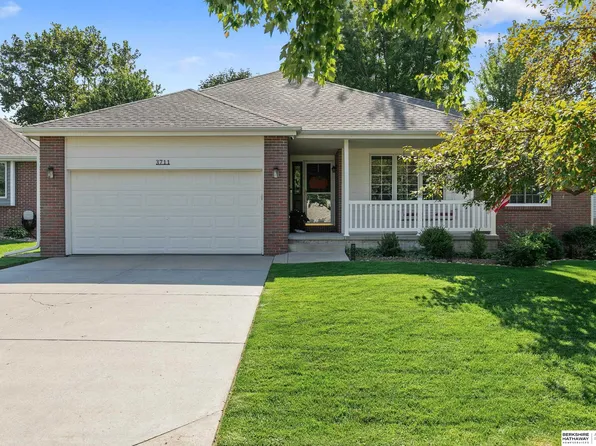 3711 San Mateo Ln, Lincoln, NE 68516