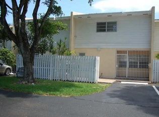 22279 SW 103rd Ave, Miami, FL 33190