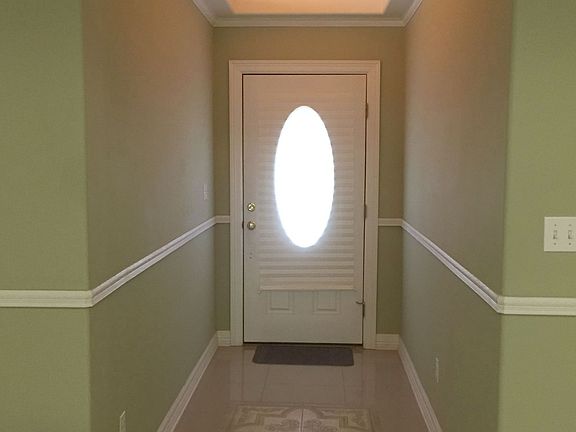 5th image of 1703 Chandler Cir