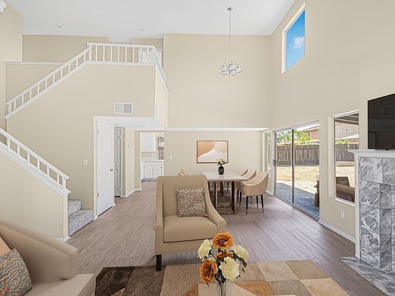 2nd image of 43703 Byron Dr