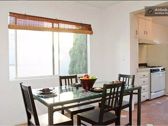 3rd image of 531 N Flores St #9