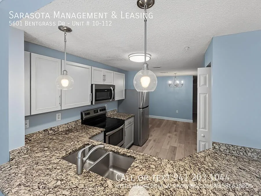 5601 Bentgrass Dr — Photo 3