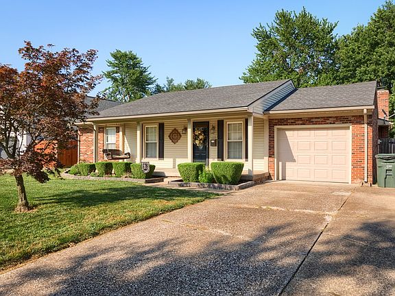 4th image of 3843 Thresher St