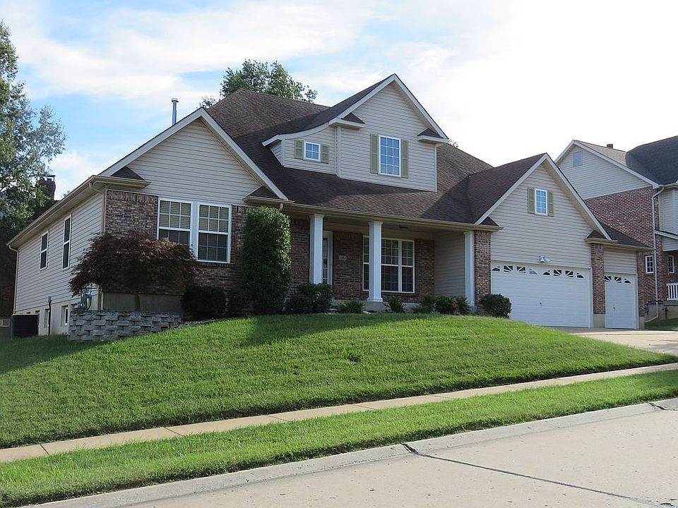 2nd image of 104 Christopher Pl