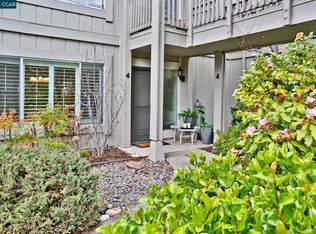 735 Terra California Dr APT 4, Walnut Creek, CA 94595