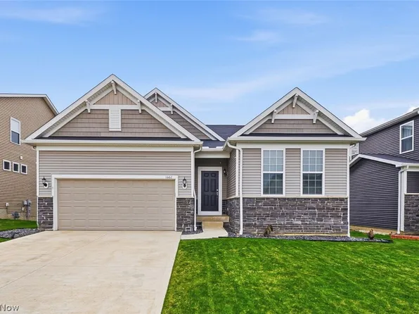 1662 Cobham Ln, Wadsworth, OH 44281