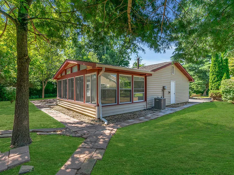 4 Twig Ct — Photo 13