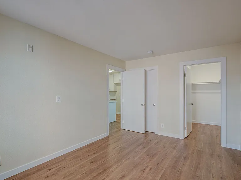 Hoover Street Residences — Photo 12
