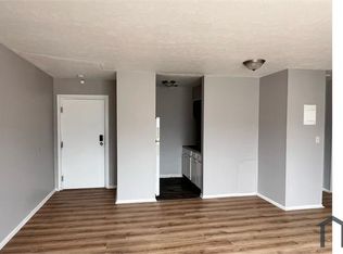 3265 E 143rd St, Cleveland, OH 44120