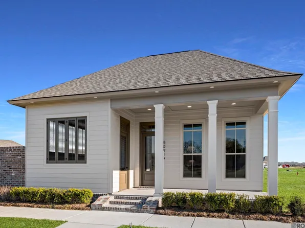 5091 Stonewater Dr, Gonzales, LA 70737