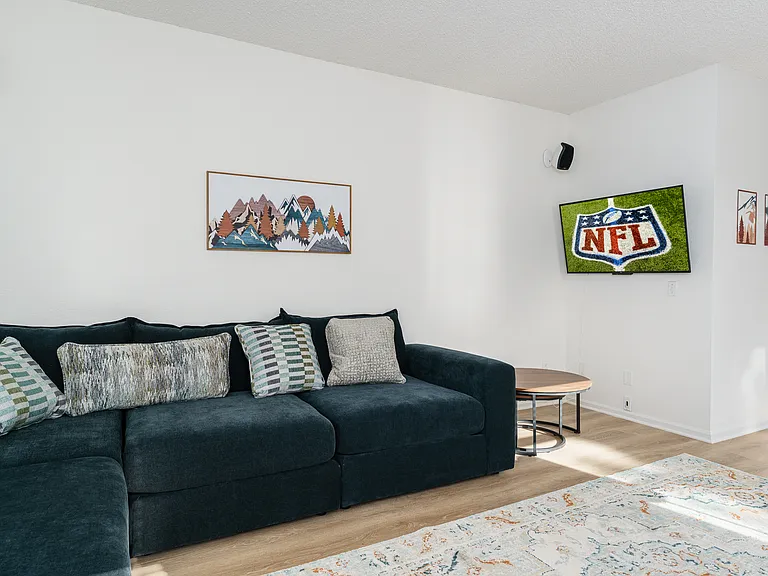 132 Skyview Ct — Photo 51