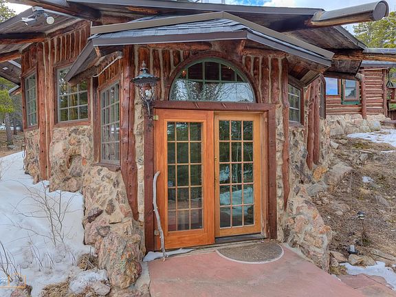5th image of 1386 Gold Lake Rd