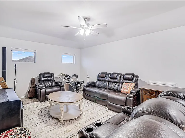7938 Fort Griffen Dr — Photo 37