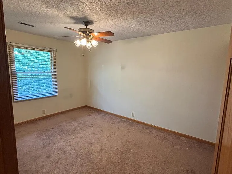 Unit Photo