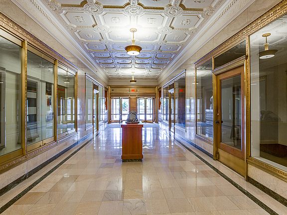 4th image of 310 S Michigan Ave Unit 1205