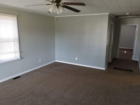 4th image of 1116 Dewolf St