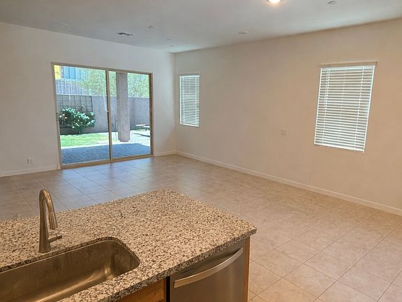 4th image of 1809 N 140th Ave