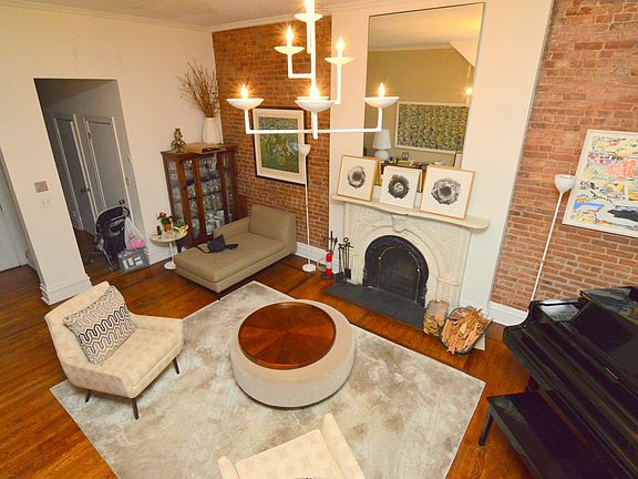 2nd image of 11 W 9th St APT 4R