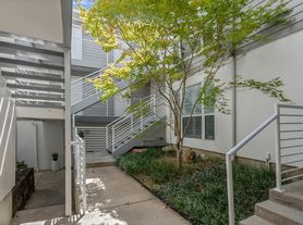 3711 Holland Ave