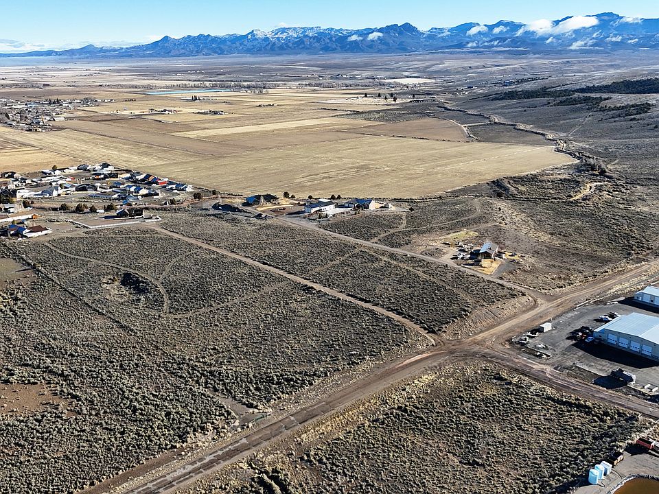 1st image of 230 E Dd Hollow Rd