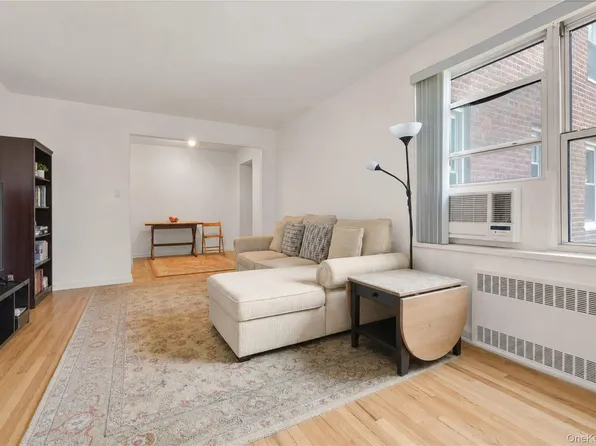 26-21 Union Street #3B, Flushing, NY 11354