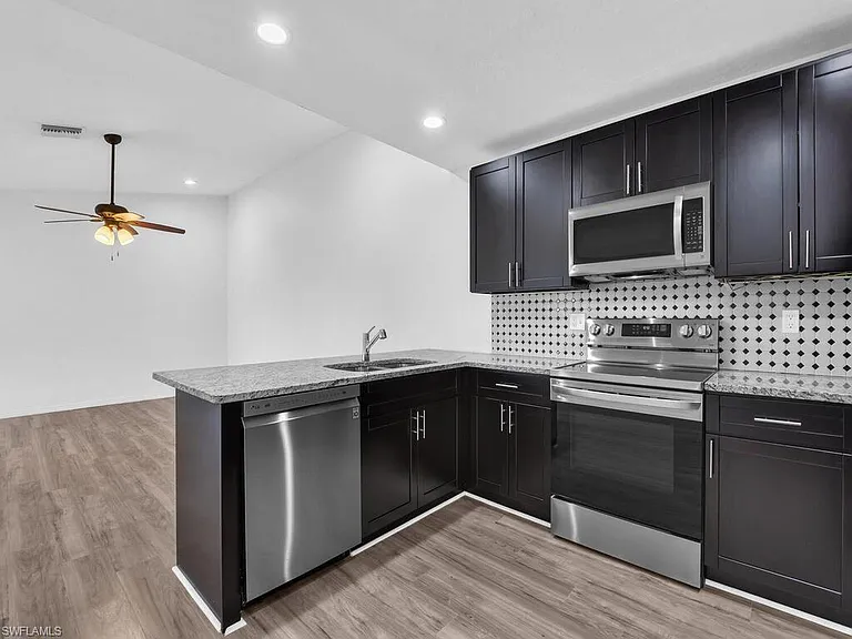 5620 Foxlake Dr — Photo 6
