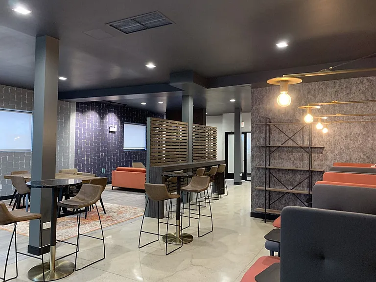 The Maynard at 5115 N Sheridan — Photo 33