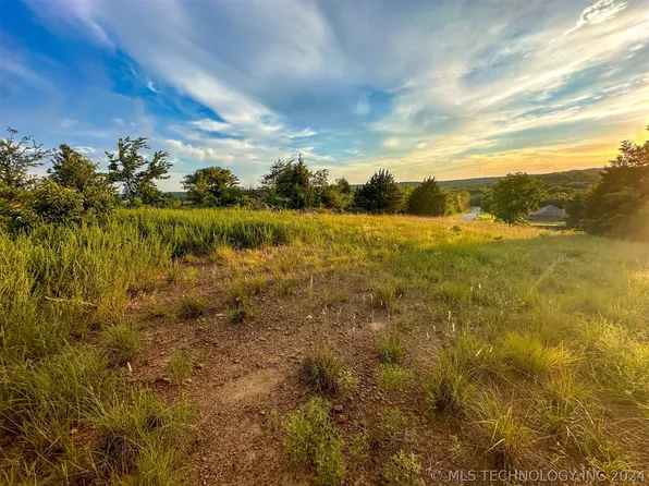 8330 W 76th St S, Tulsa, OK 74131