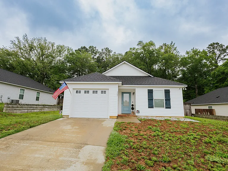 Front of House - Single Car Garage - Driveway