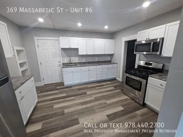 369 Massabesic St APT 6, Manchester, NH 03103